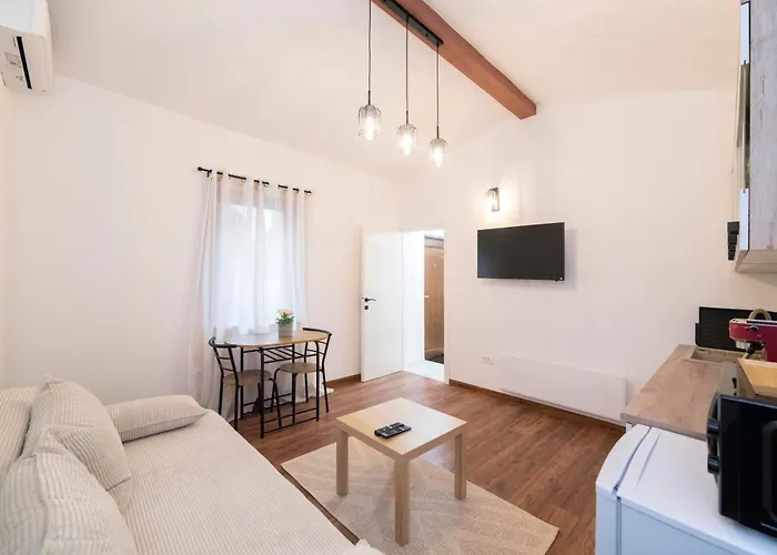 Kaptol Heritage Residence With Free Parking